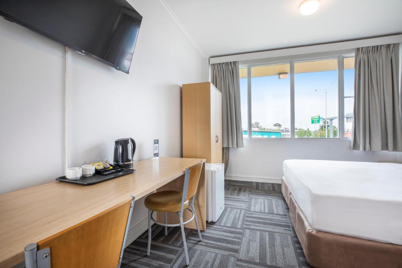 Meadow Inn Hotel-Motel Мельбурн Экстерьер фото